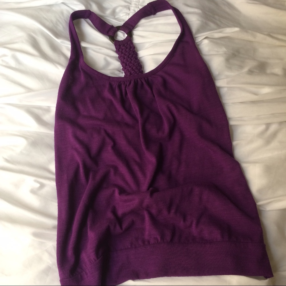 Halter Tank